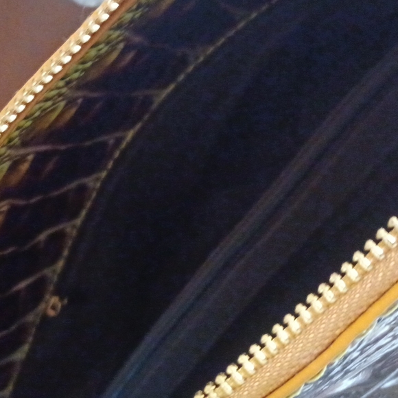 Women's handbags - Picture 7 of 8